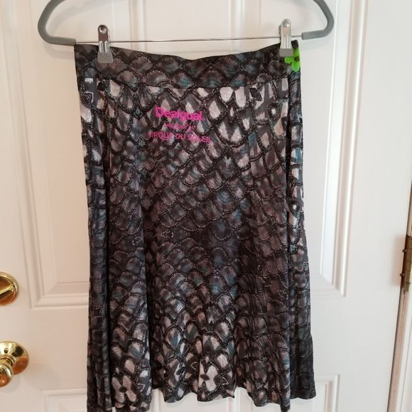 Desigual Cirque du Soleil Skirt, Artsy Pattern Mermaid Wearable Art, Size Small - Picture 5 of 12